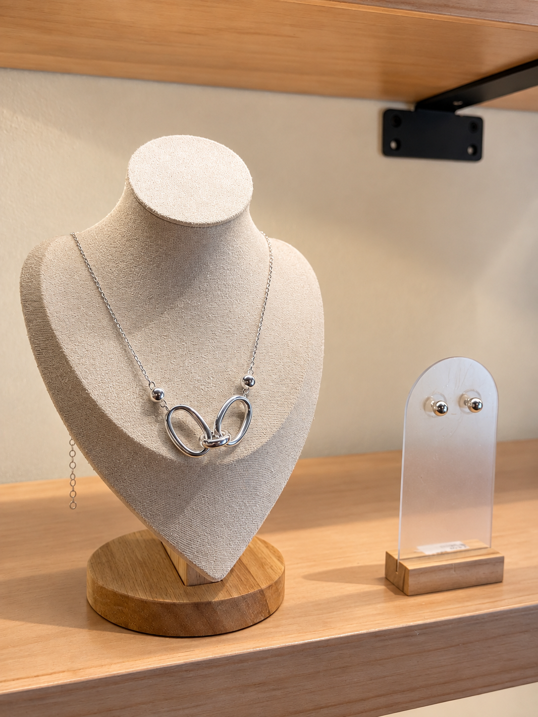 Collar Leonora