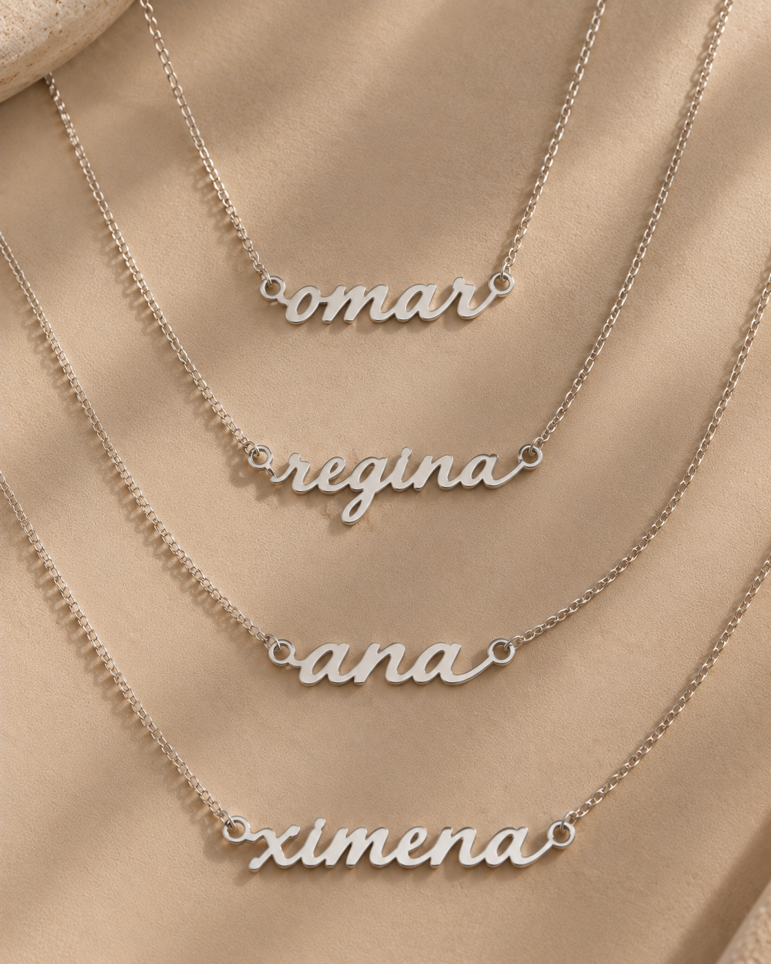 Collar nombre