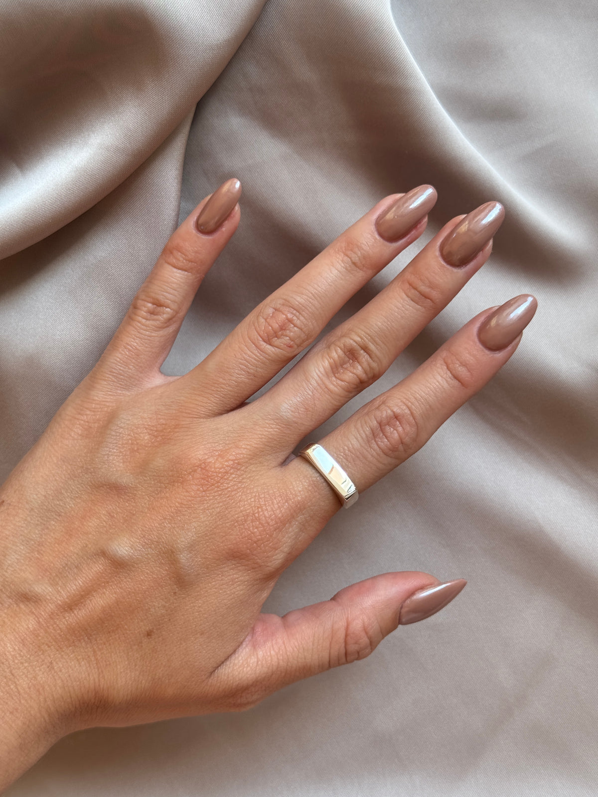 Anillo Mirna